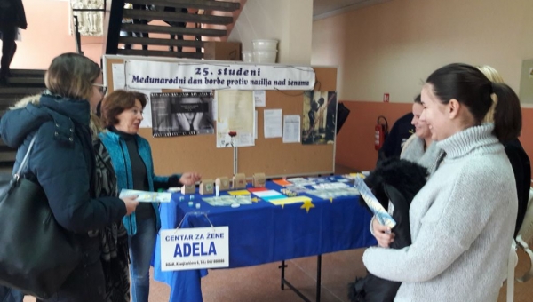  Petrinji obilježen Međunarodni dan borbe protiv nasilja nad ženama