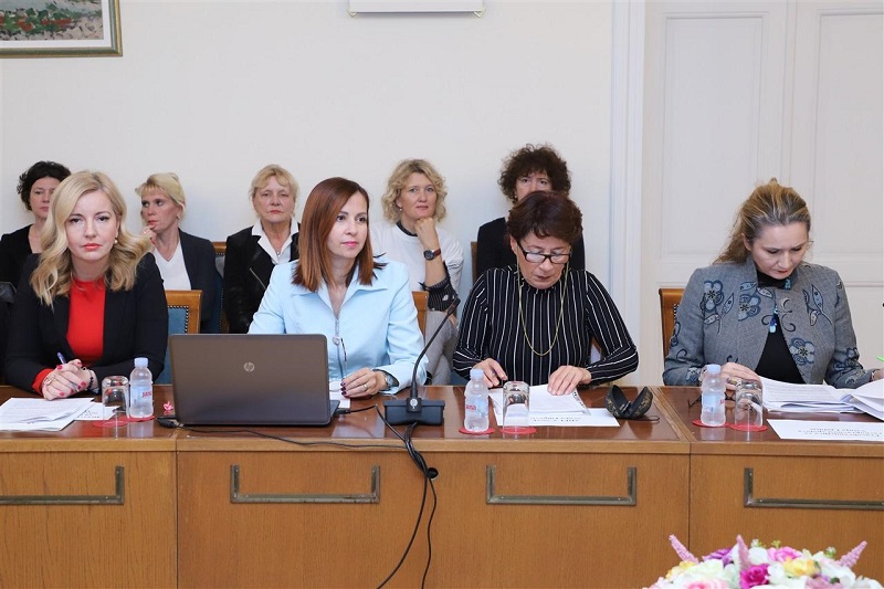 Tematska rasprava o stanju sigurnog smještaja za žene i djecu žrtve obiteljskoga nasilja